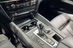 BMW X6 esikatselu 18