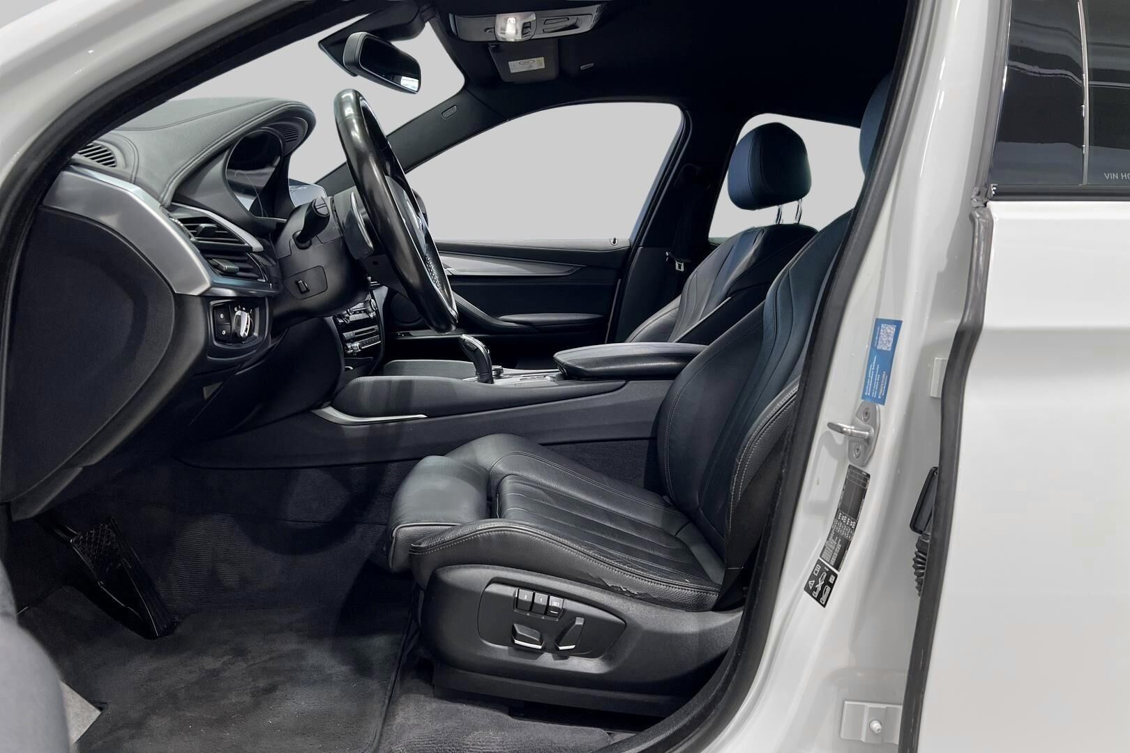 BMW X6 iso kuva 9