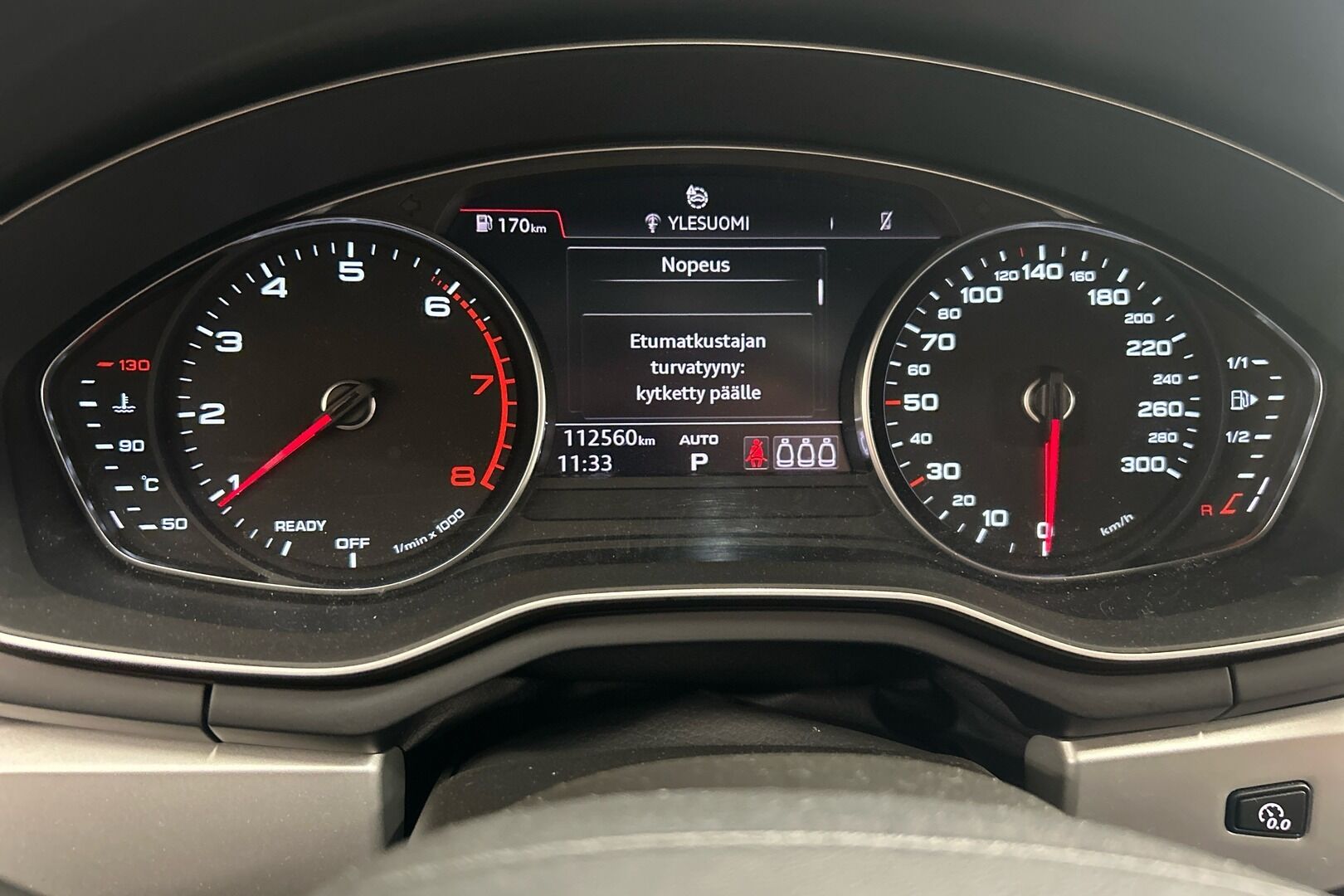 Audi A4 iso kuva 11