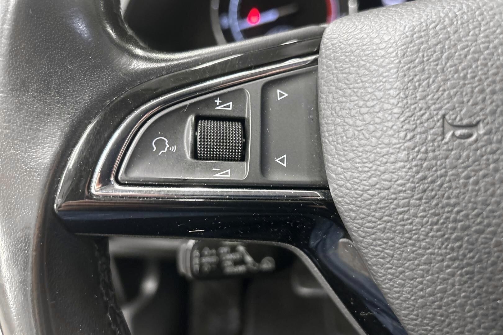 Skoda Superb iso kuva 18