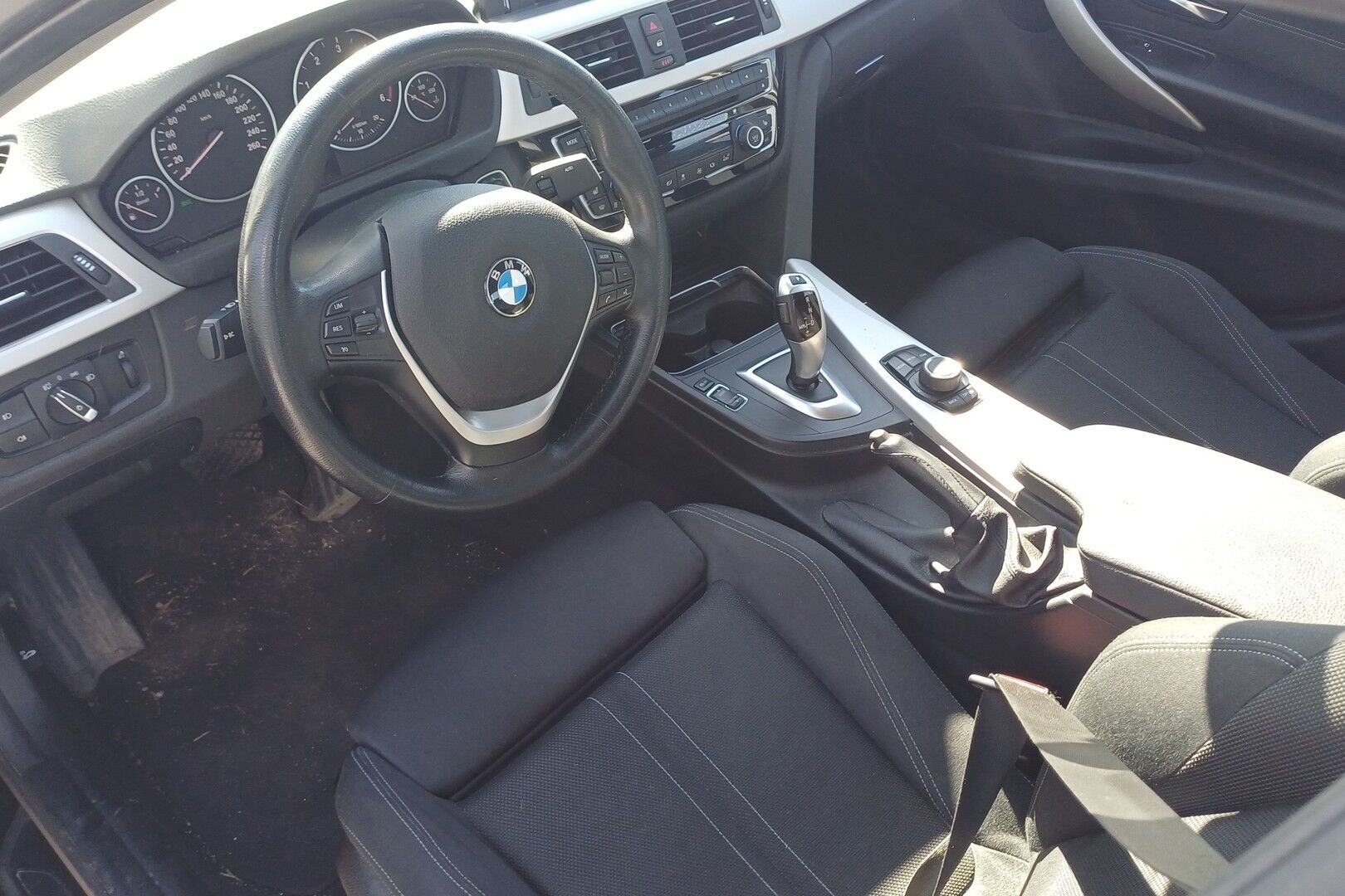 BMW 3-sarja iso kuva 1