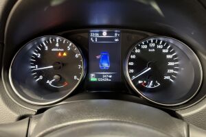 Nissan Qashqai esikatselu 19