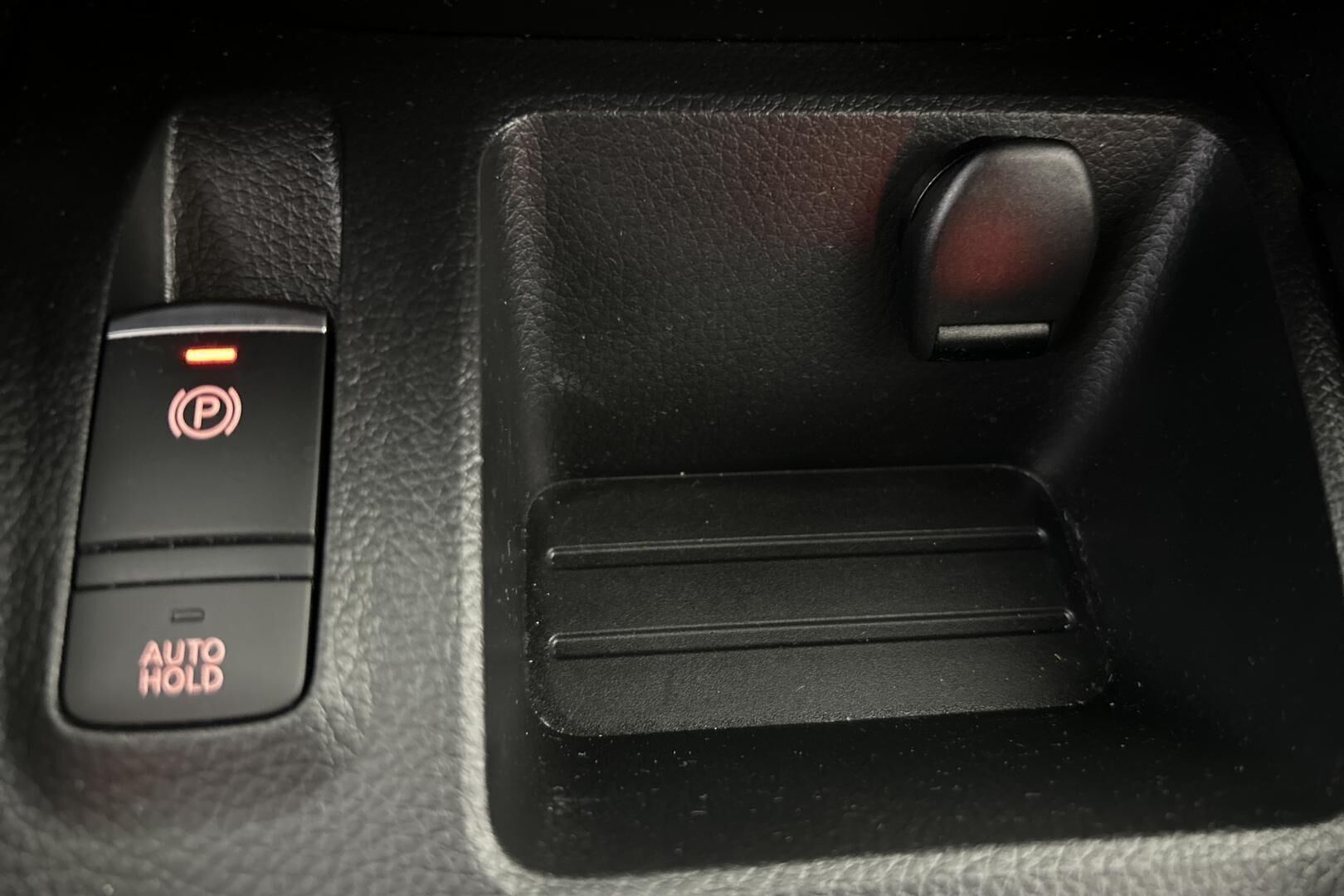 Nissan Qashqai iso kuva 16