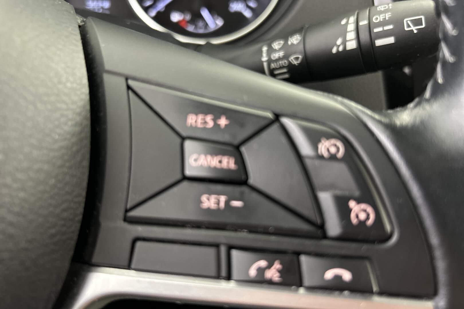 Nissan Qashqai iso kuva 19