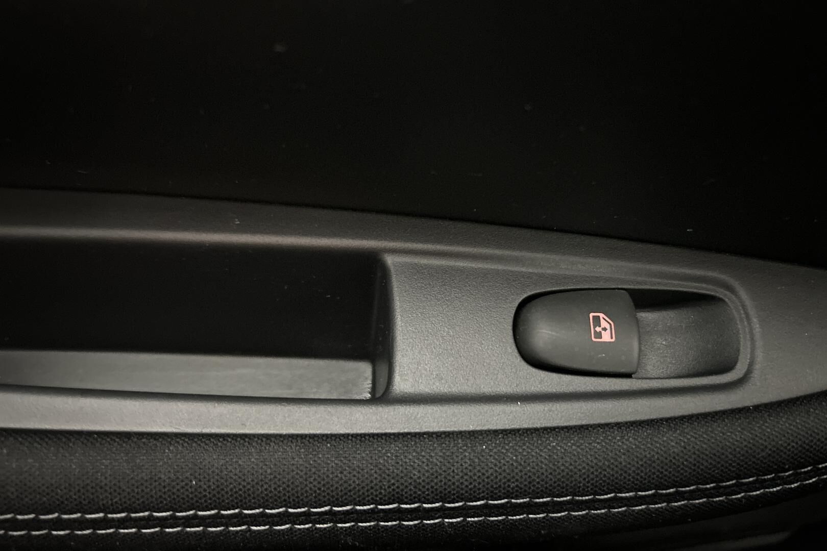 Nissan Qashqai iso kuva 25