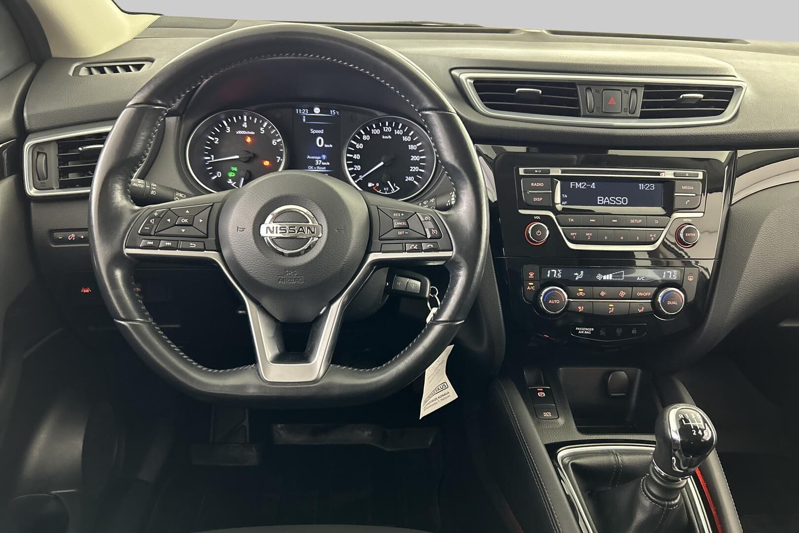 Nissan Qashqai iso kuva 26