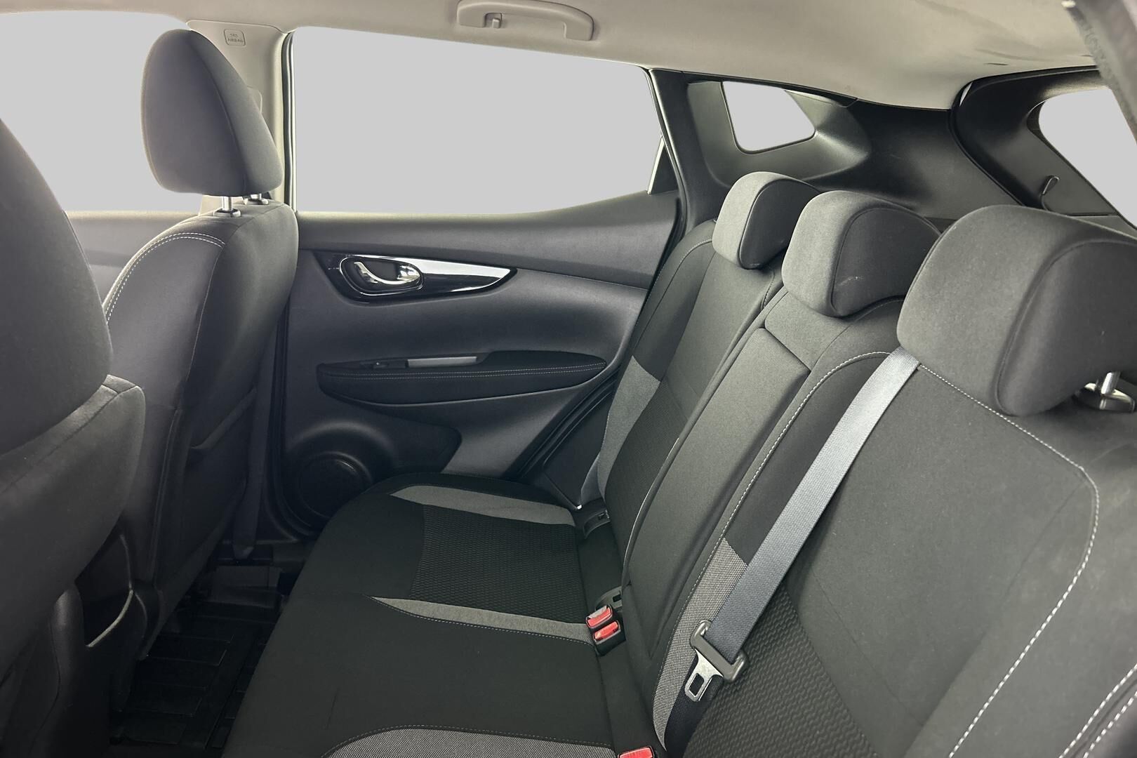 Nissan Qashqai iso kuva 9