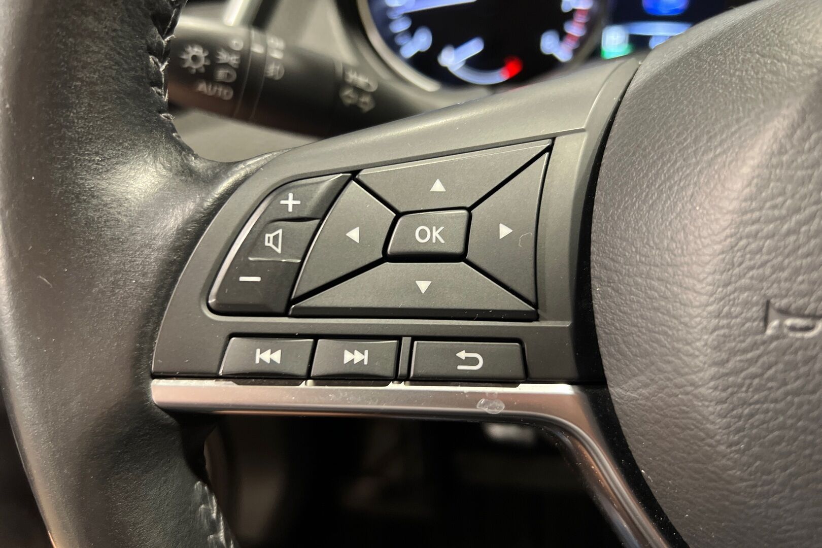 Nissan Qashqai iso kuva 12