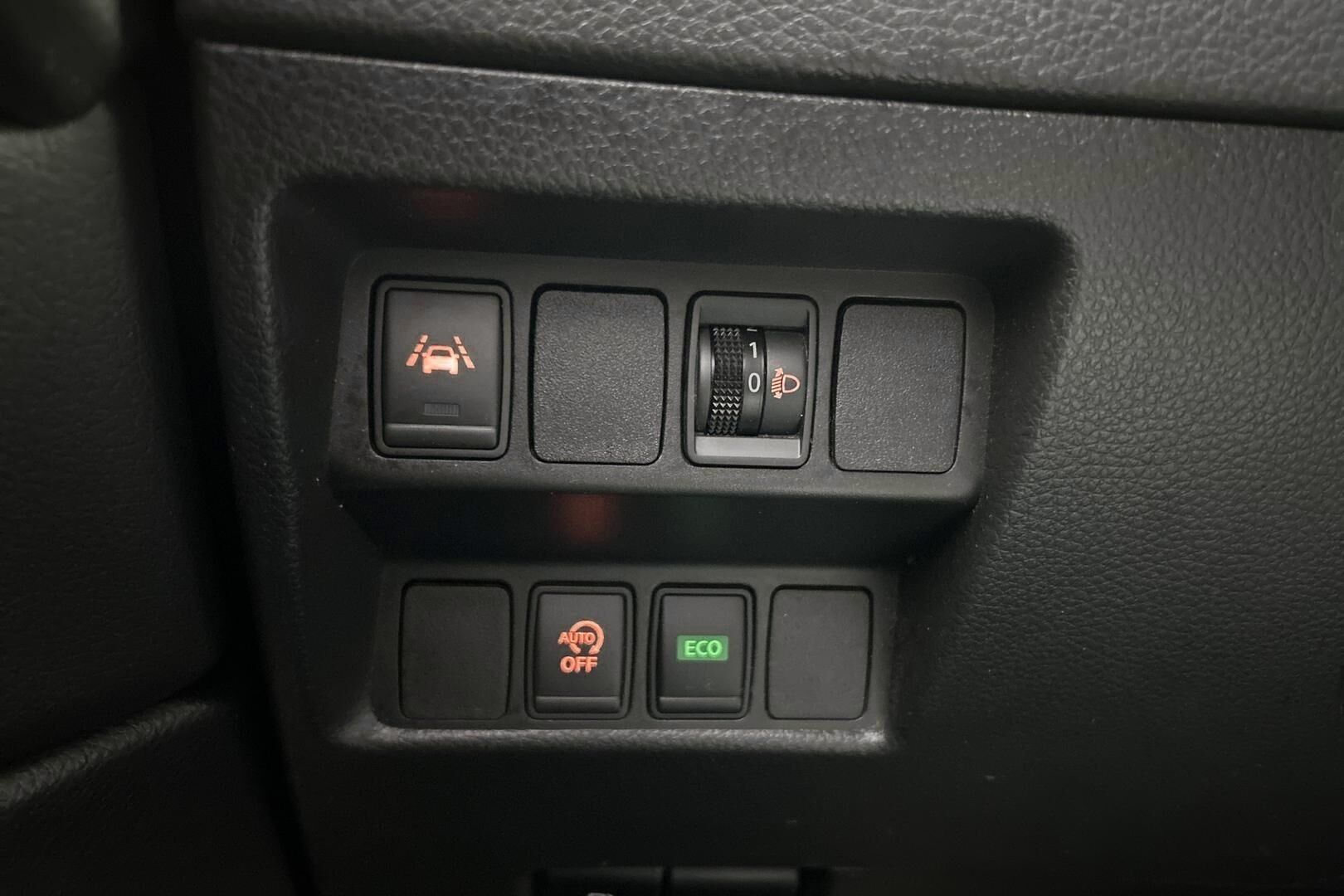 Nissan Qashqai iso kuva 18