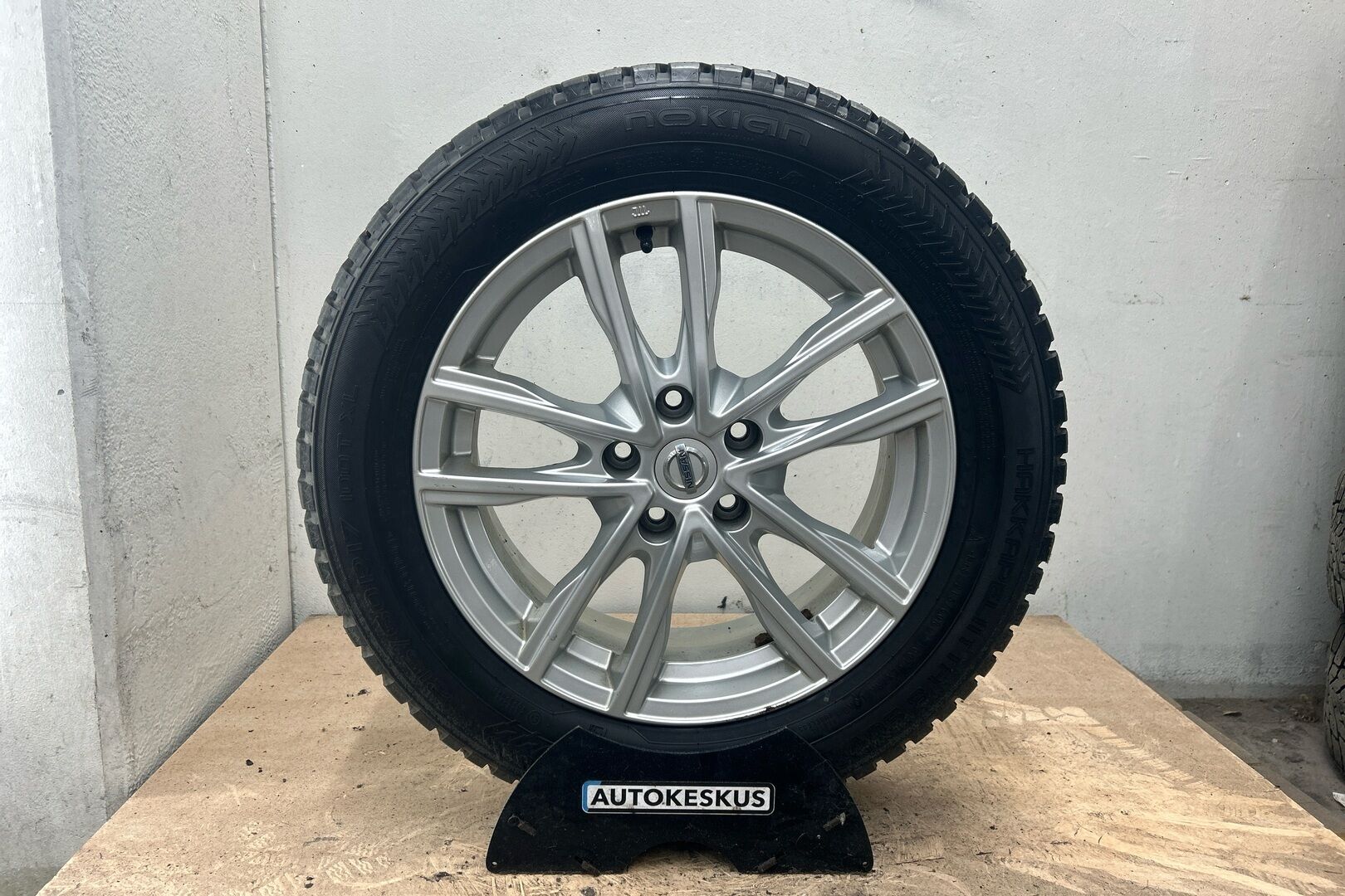 Nissan Qashqai iso kuva 10