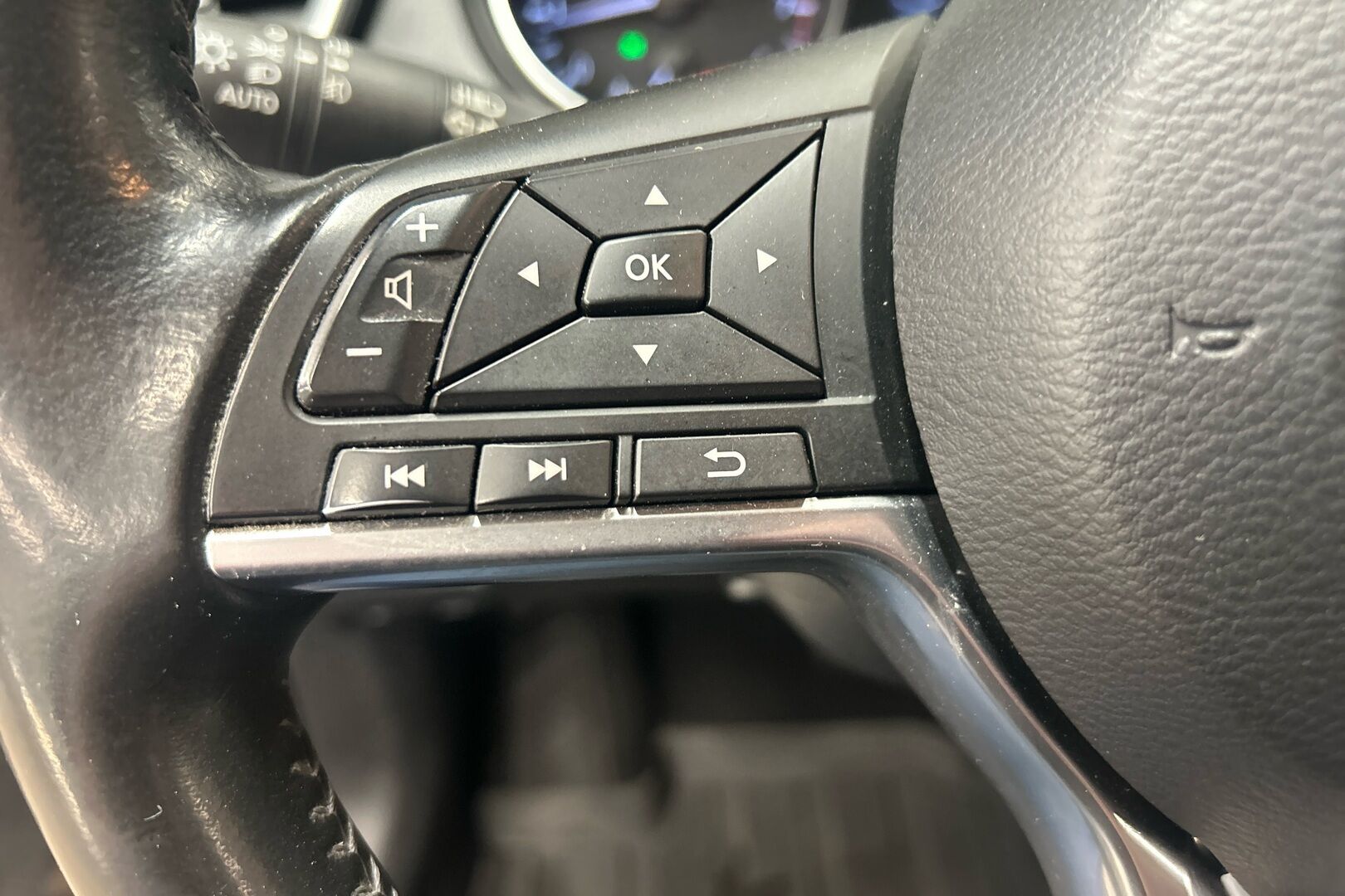Nissan Qashqai iso kuva 13