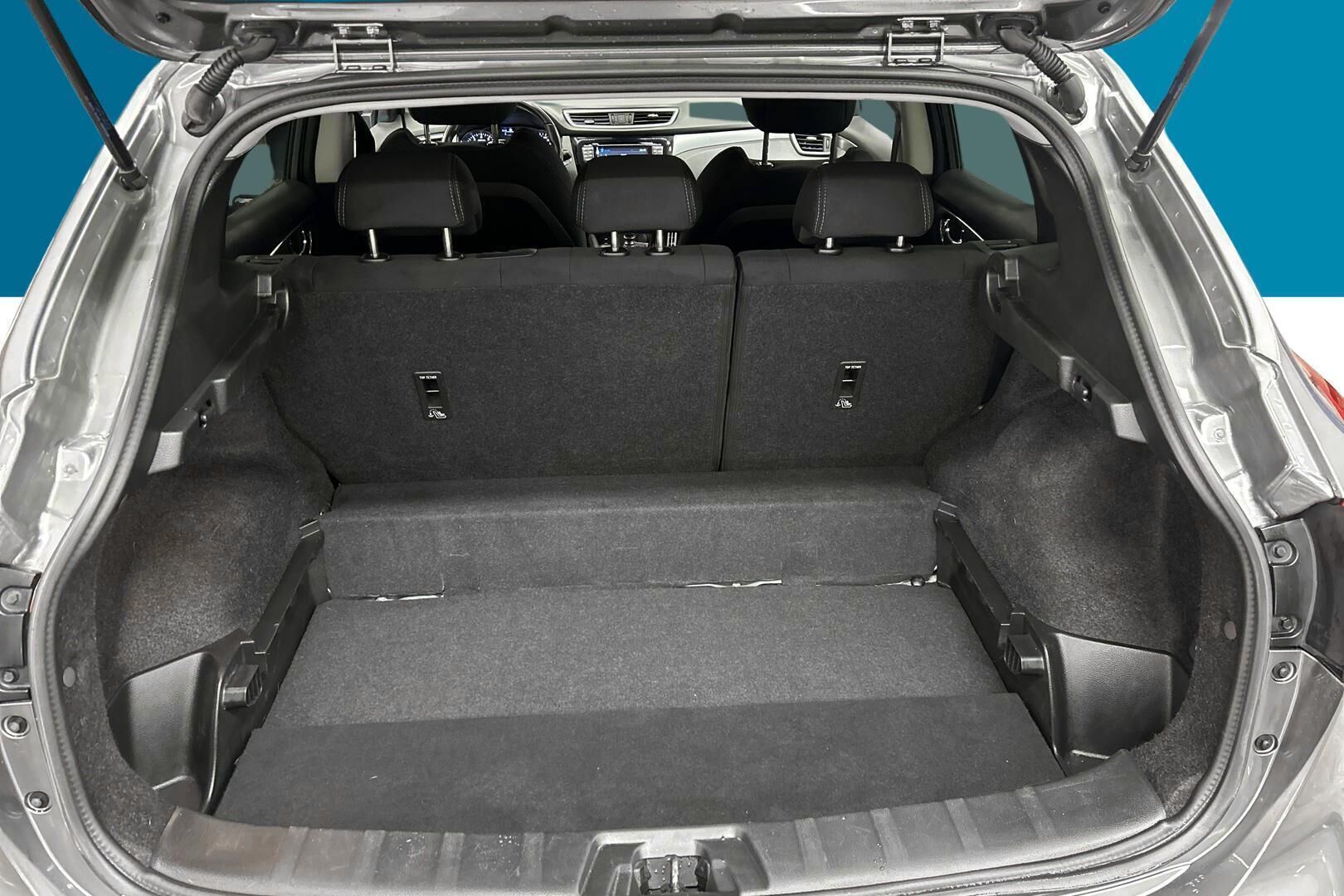 Nissan Qashqai iso kuva 9
