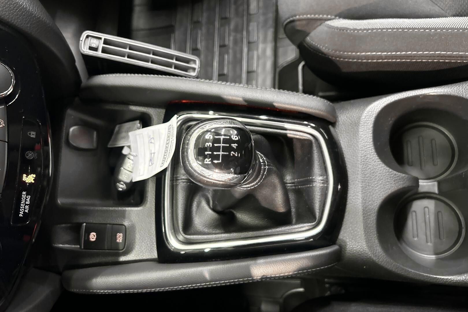 Nissan Qashqai iso kuva 15