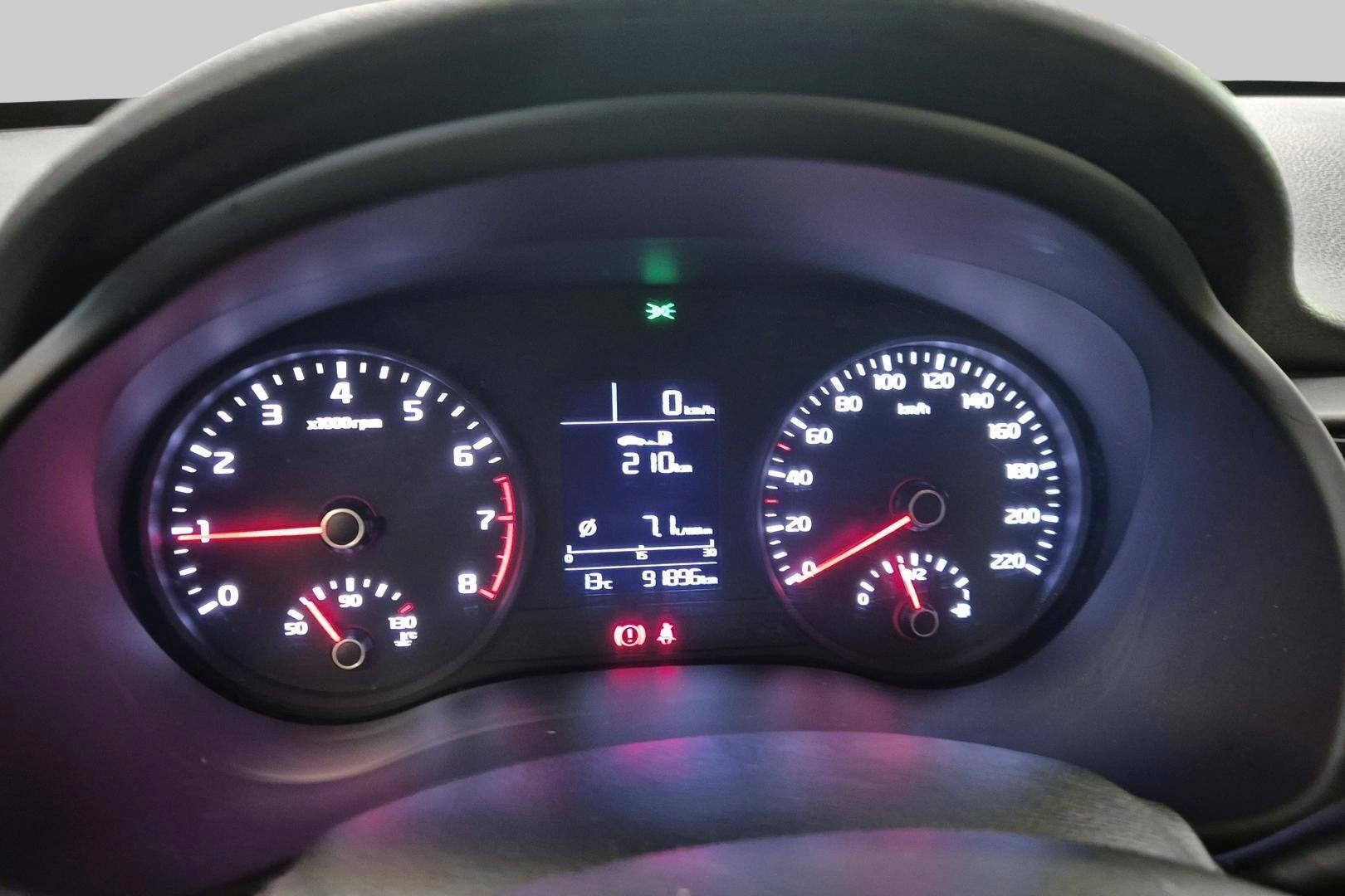 Kia Rio iso kuva 10