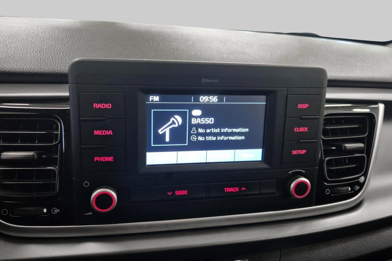 Kia Rio iso kuva 11