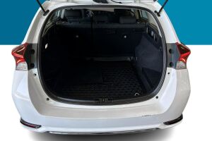 Toyota Auris esikatselu 12