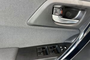 Toyota Auris esikatselu 26