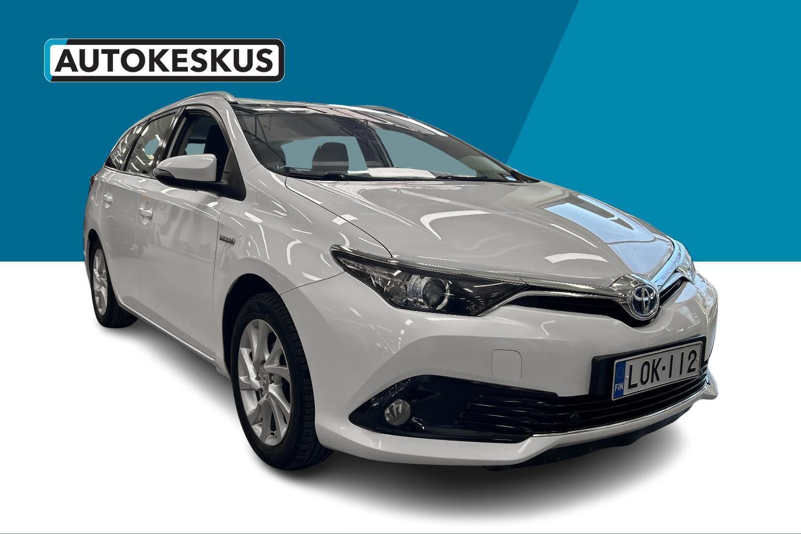 Toyota Auris iso kuva 3