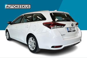 Toyota Auris esikatselu 7