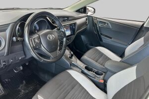 Toyota Auris esikatselu 9
