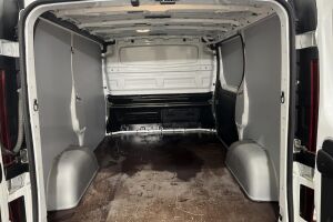 Opel Vivaro esikatselu 12