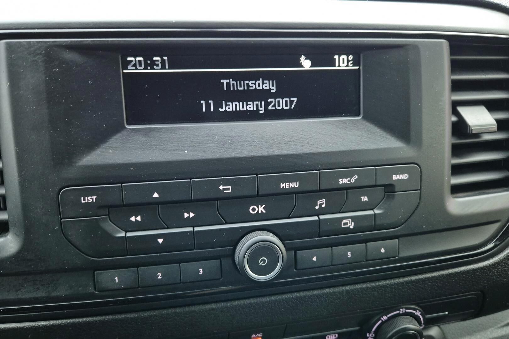 Toyota Proace iso kuva 17