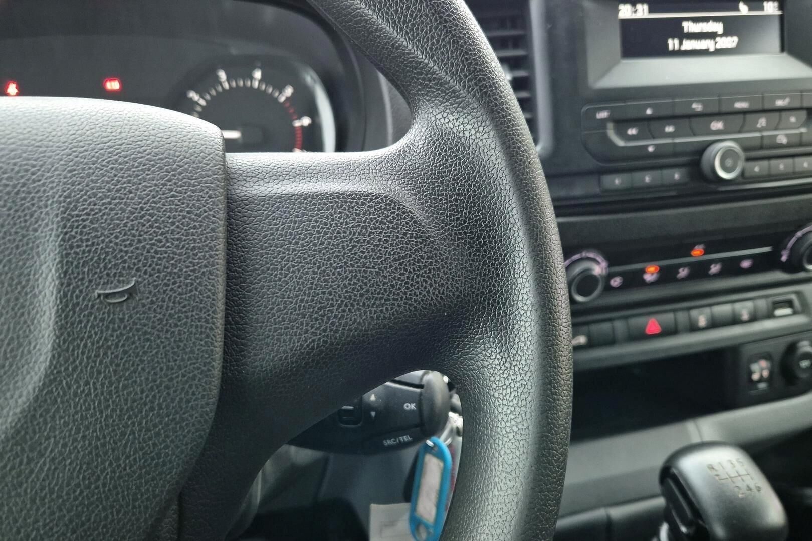 Toyota Proace iso kuva 18