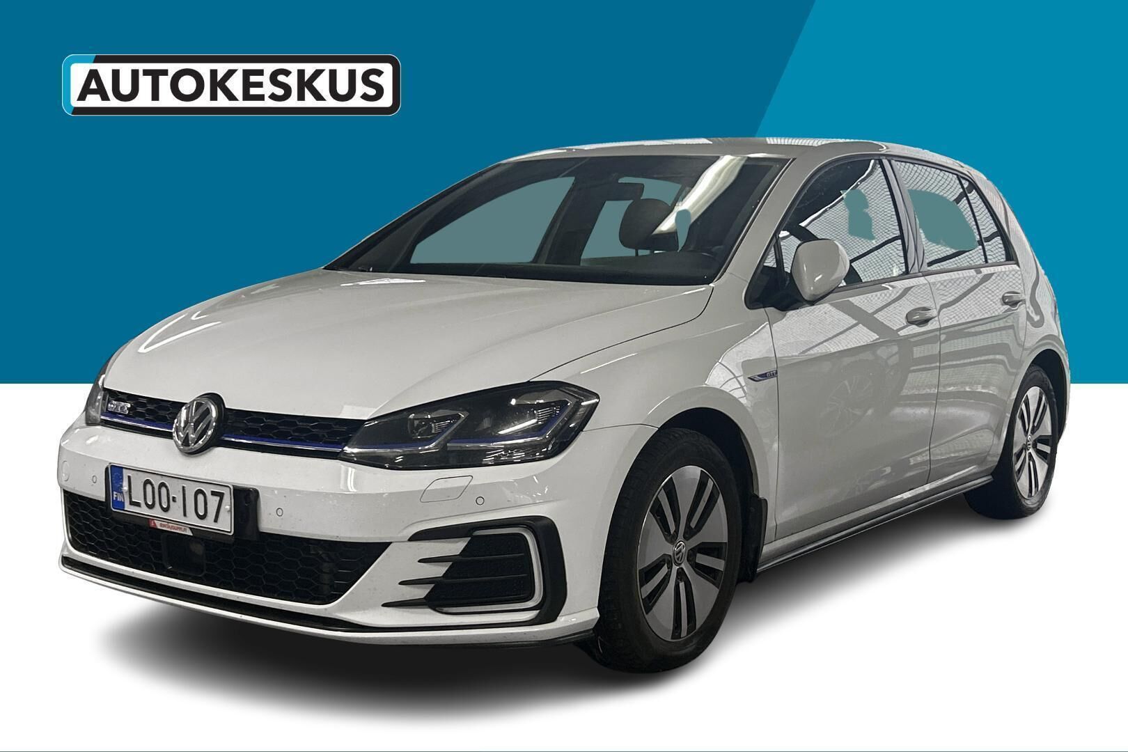 Volkswagen Golf iso kuva 4