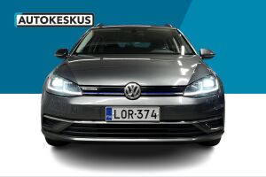 Volkswagen Golf esikatselu 0