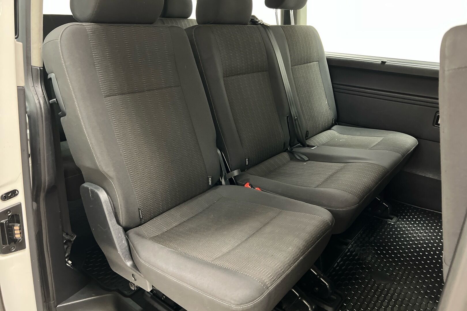 Volkswagen Caravelle iso kuva 7