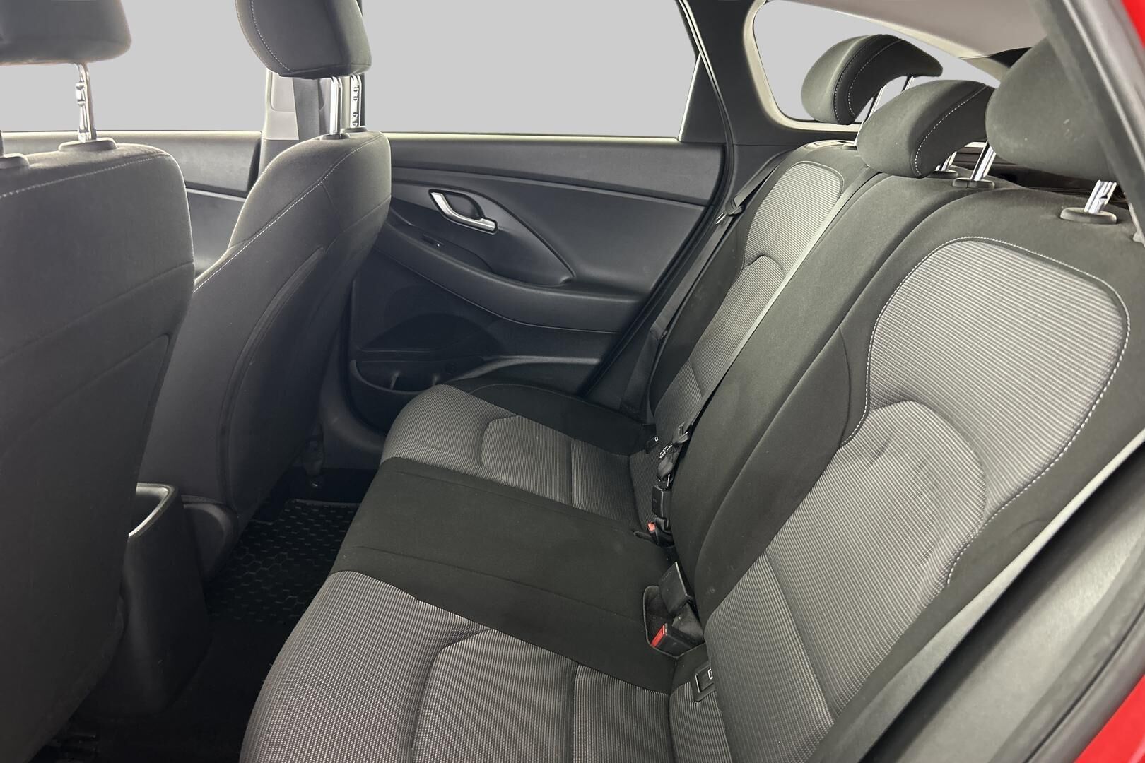 Hyundai i30 Wagon iso kuva 10