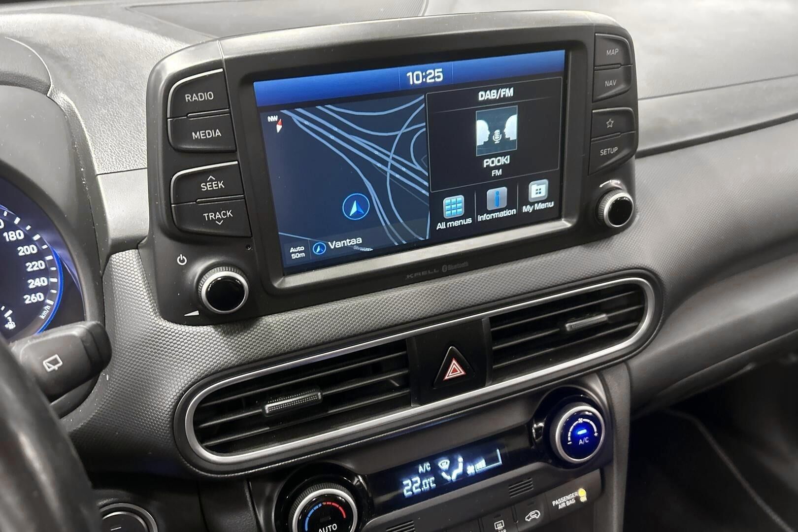 Hyundai KONA iso kuva 12