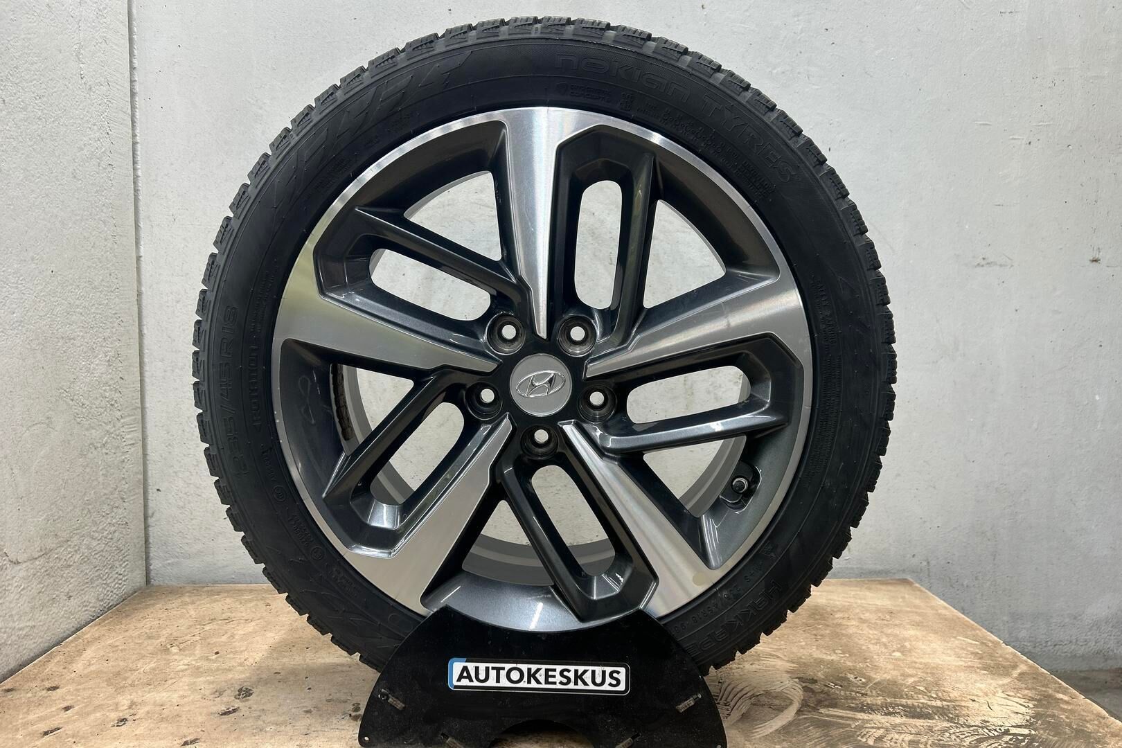 Hyundai KONA iso kuva 16