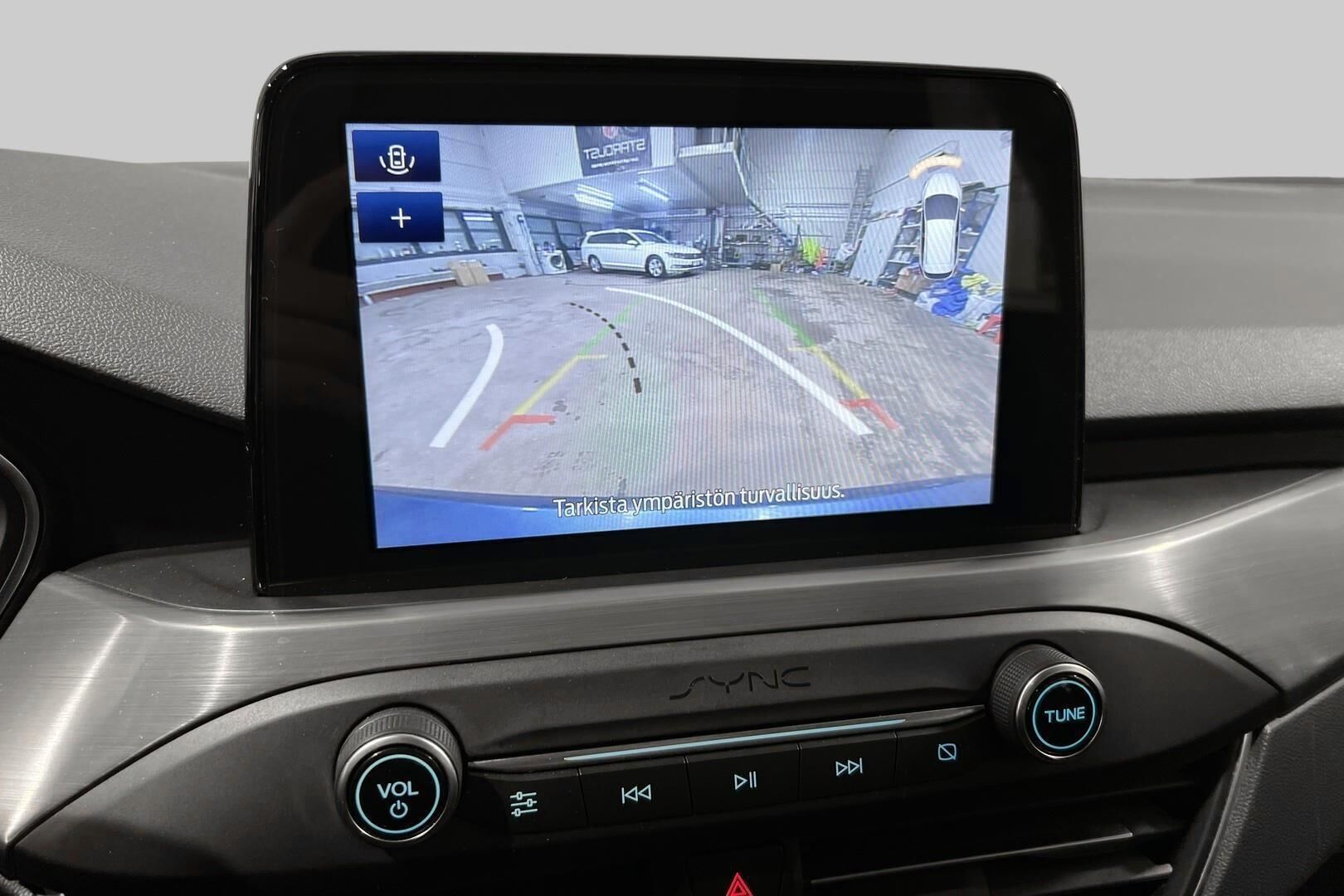 Ford Focus iso kuva 19