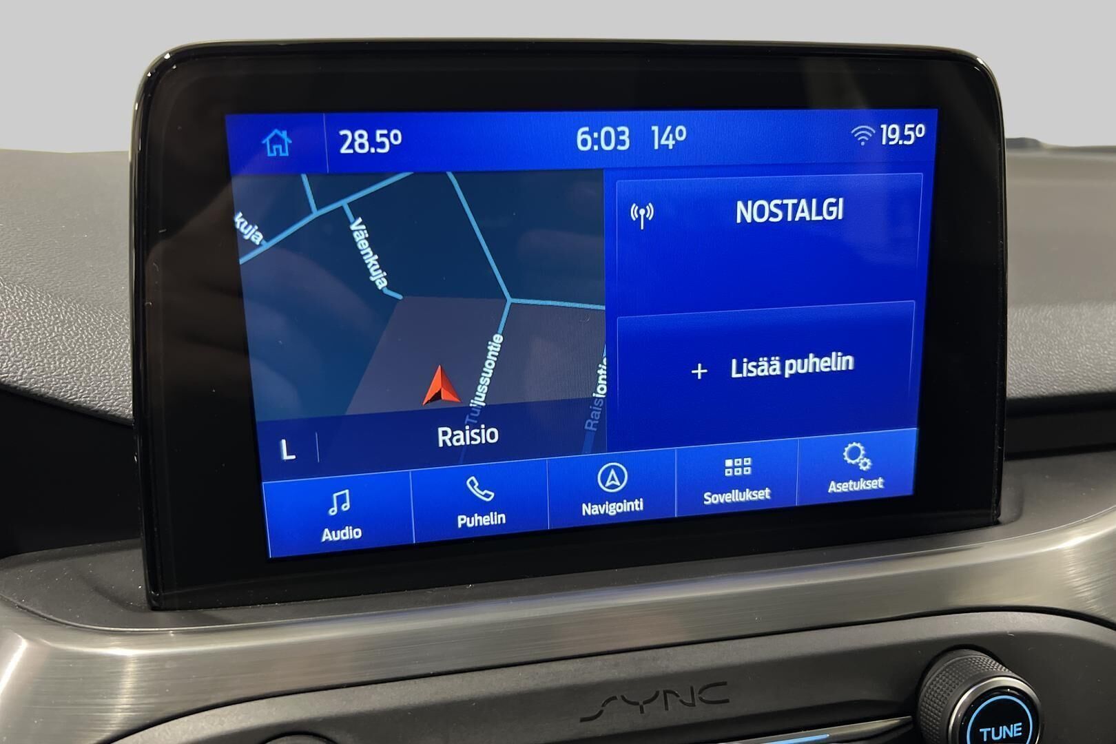 Ford Focus iso kuva 20