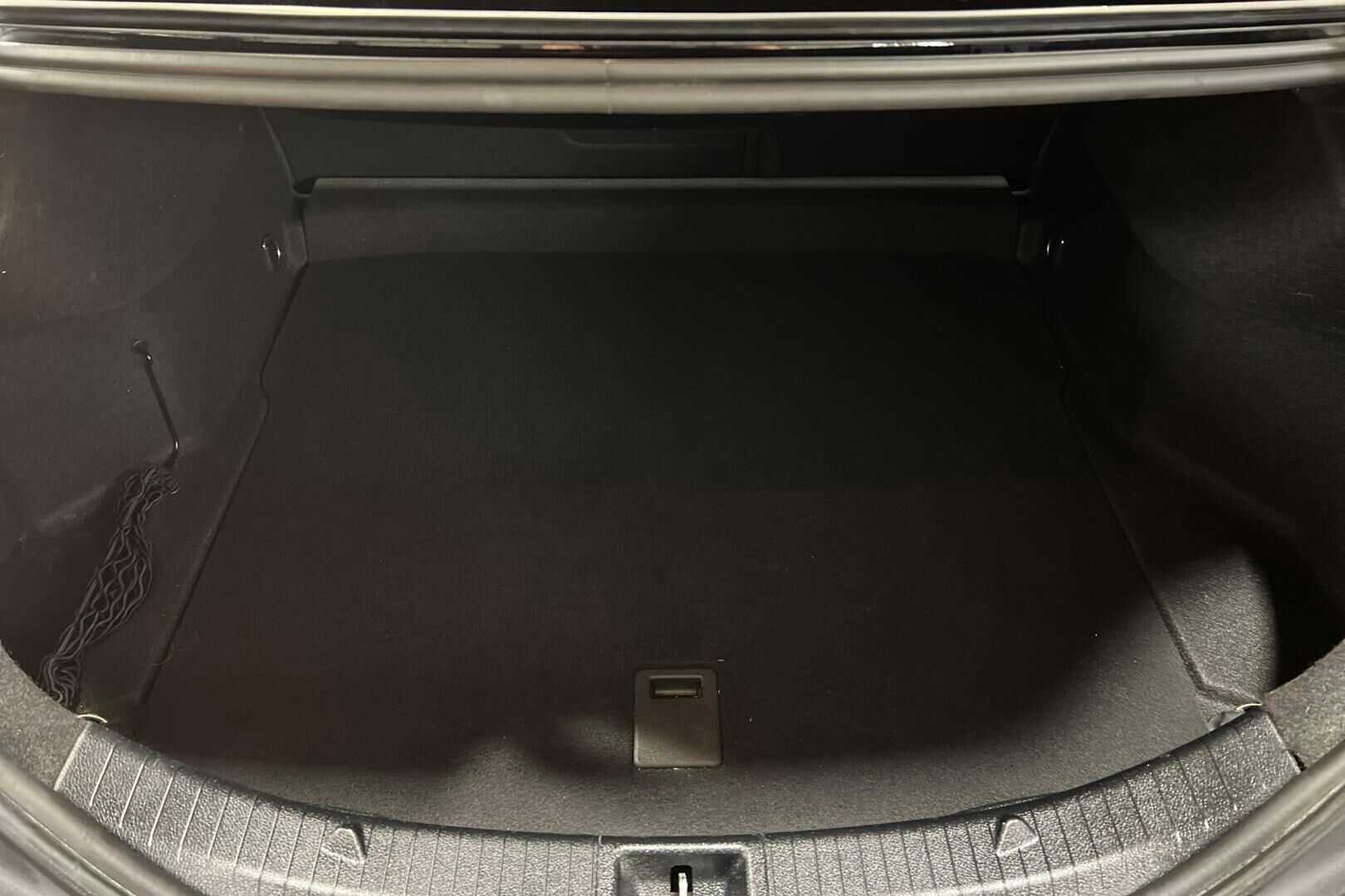 Mercedes-Benz CLA iso kuva 12