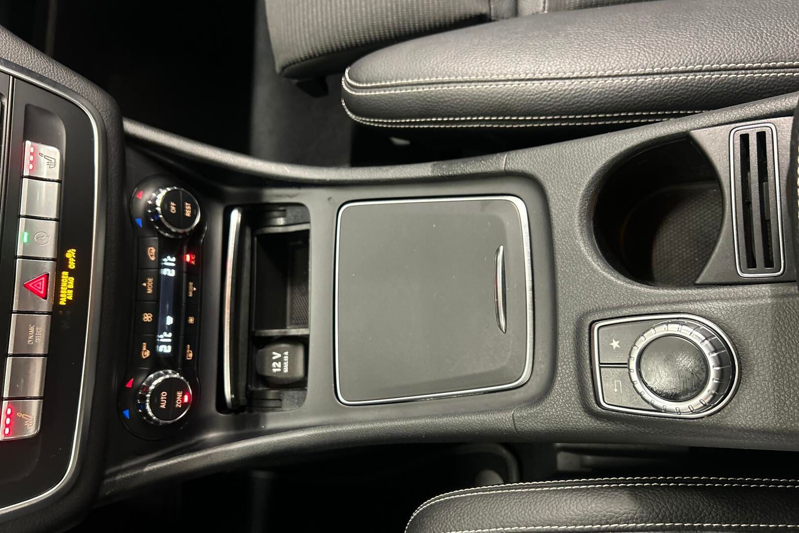 Mercedes-Benz CLA iso kuva 15