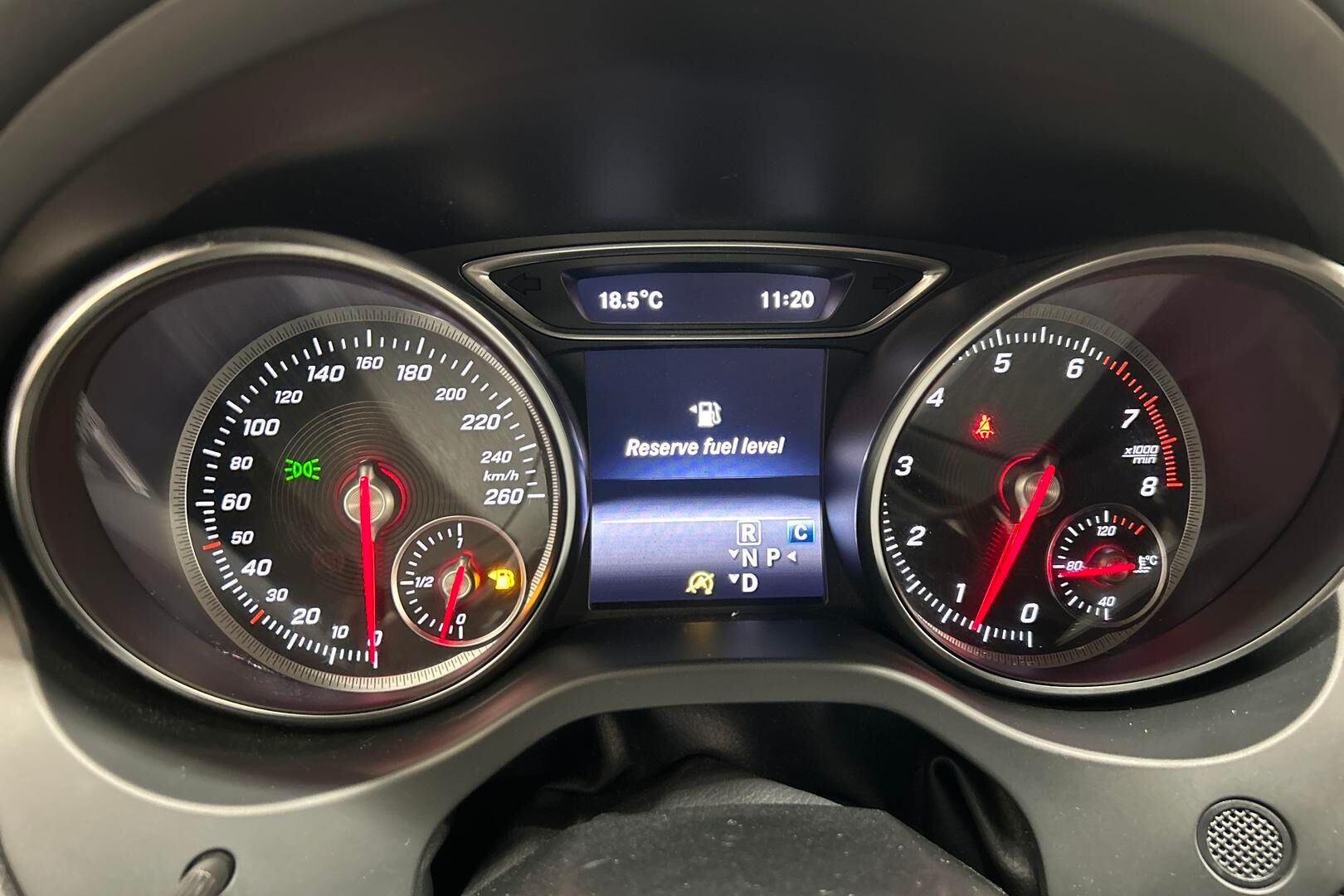 Mercedes-Benz CLA iso kuva 16