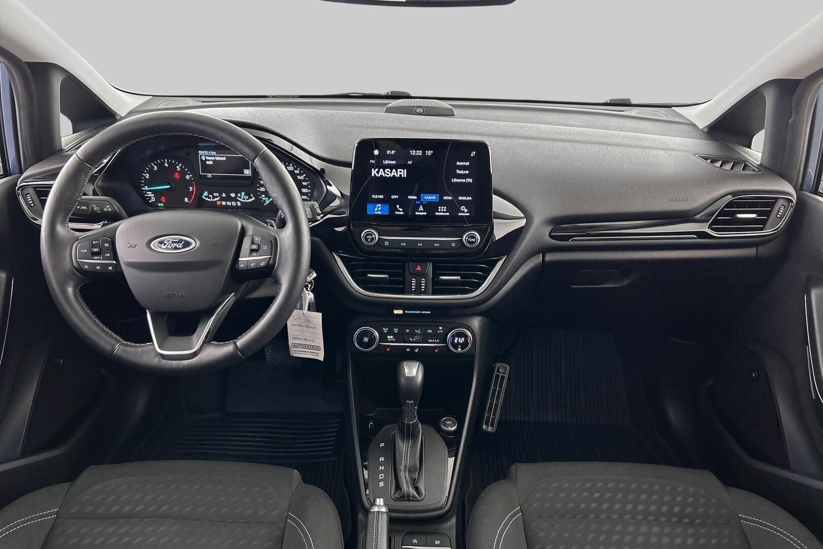 Ford Fiesta iso kuva 11