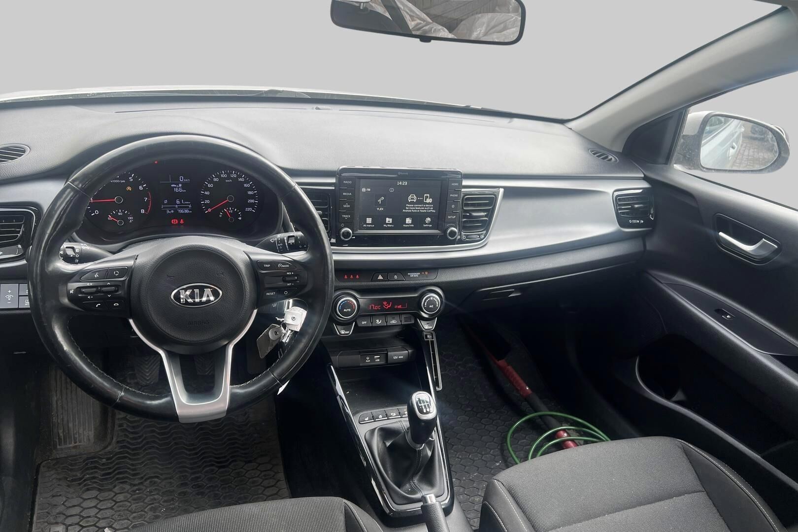 Kia Rio iso kuva 2