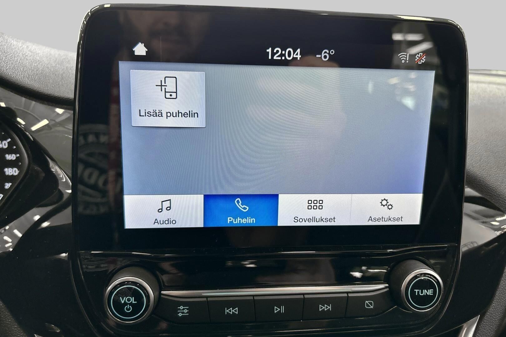 Ford Fiesta iso kuva 16