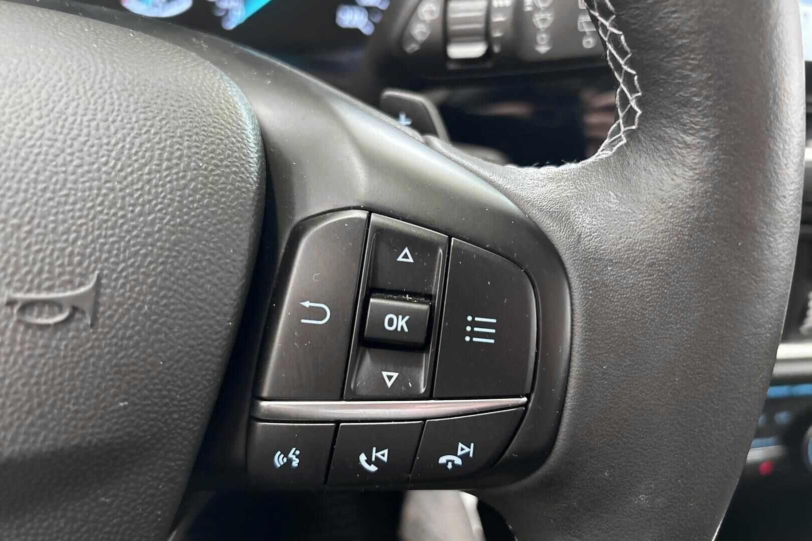 Ford Fiesta iso kuva 26