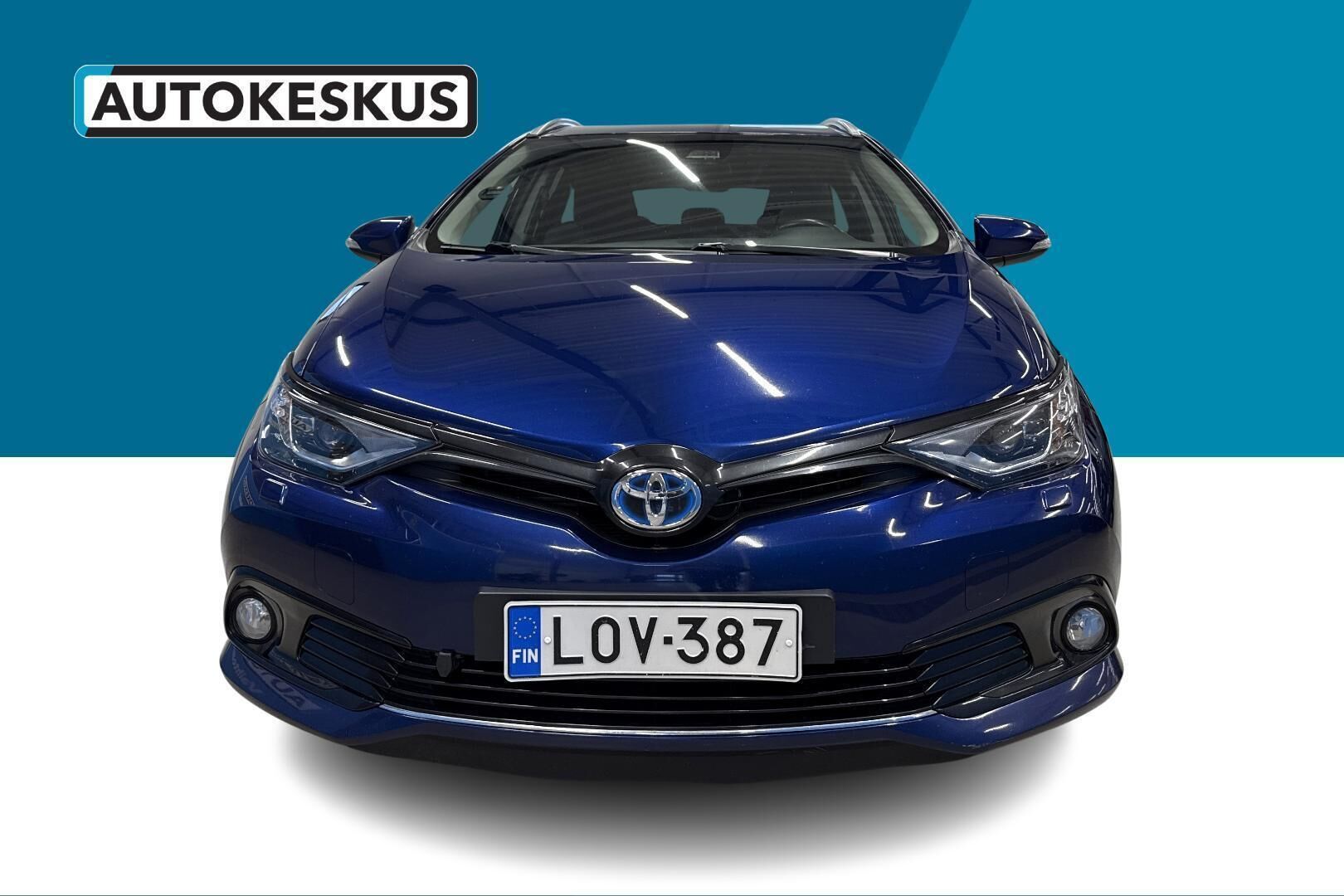 Toyota Auris iso kuva 2