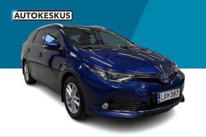 Toyota Auris esikatselu 3
