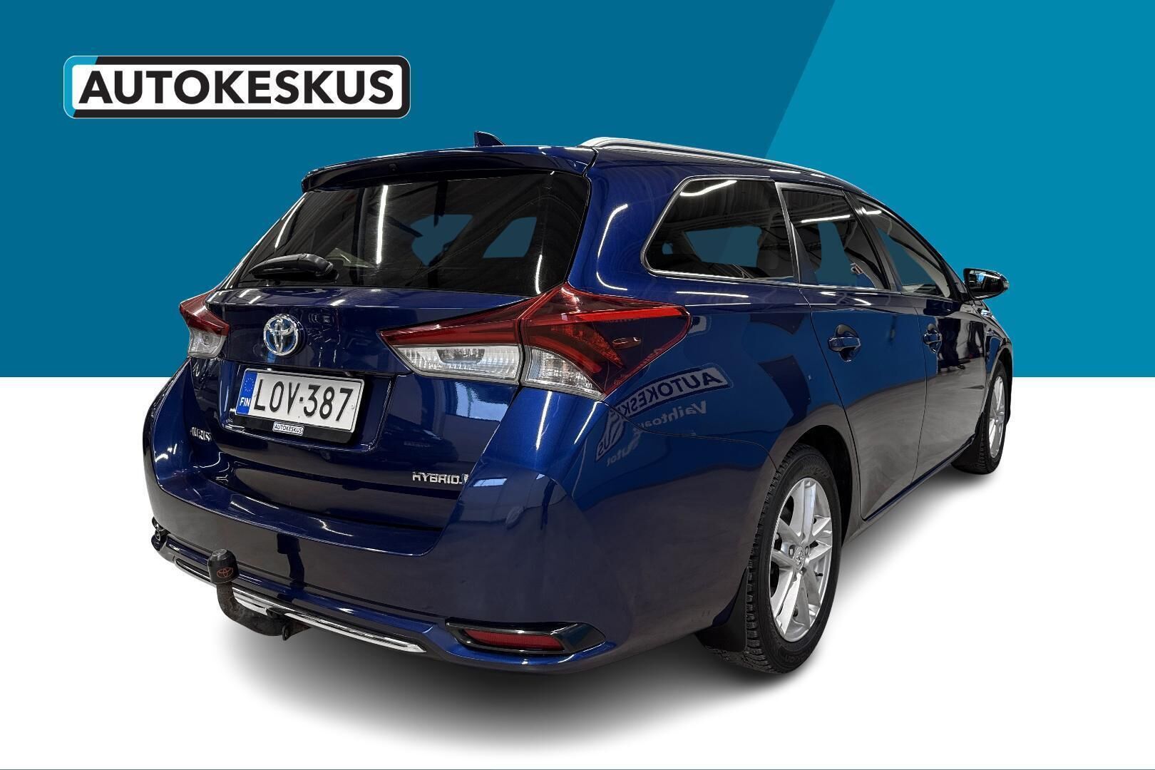 Toyota Auris iso kuva 5