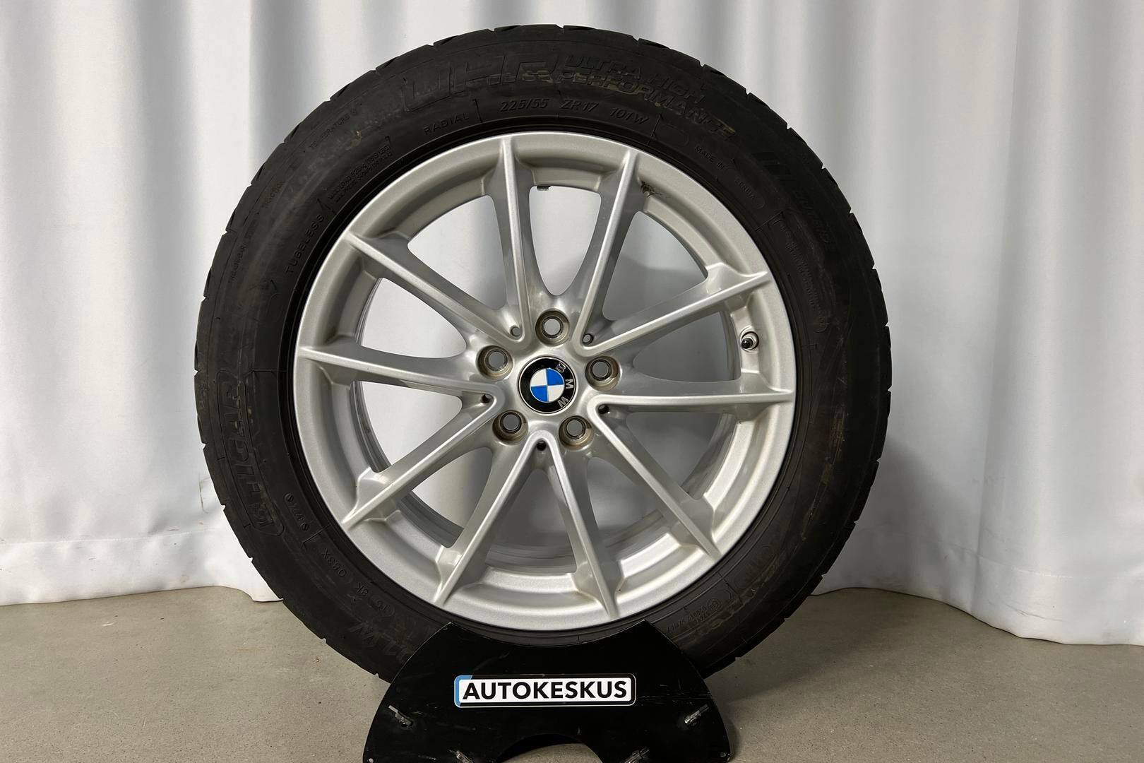 BMW 5-sarja iso kuva 21