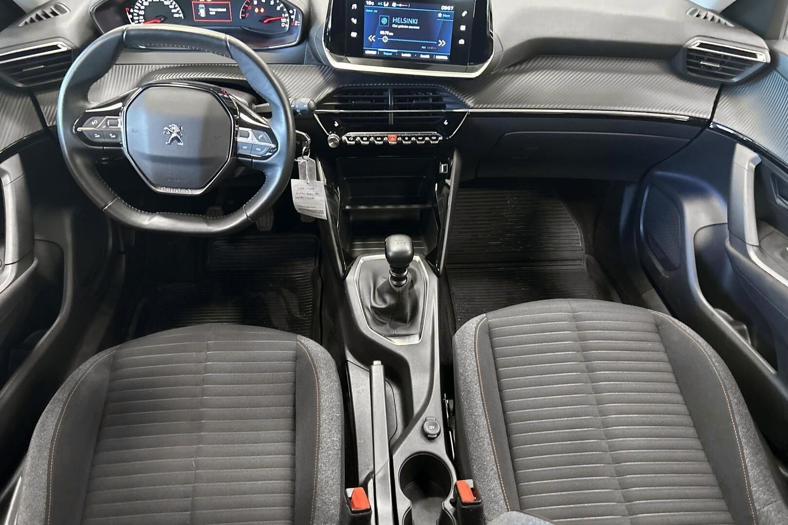 Peugeot 2008 iso kuva 11