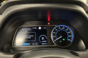 Nissan Leaf esikatselu 14