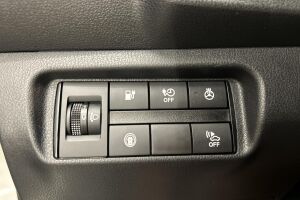 Nissan Leaf esikatselu 20