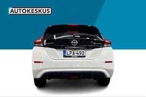Nissan Leaf esikatselu 6